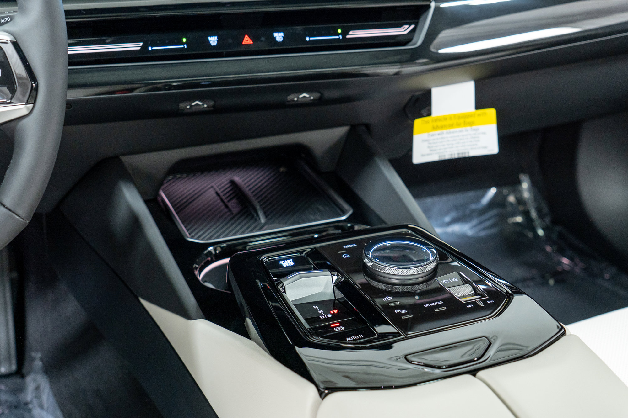 New 2026 BMW 530i xDrive w/ Premium Package image 21