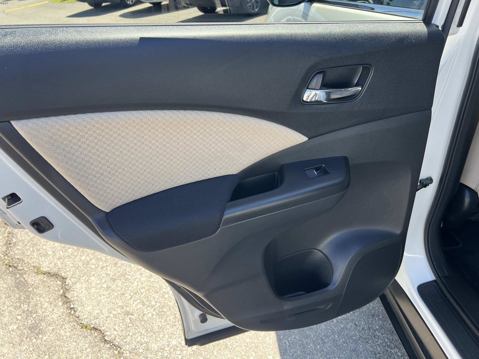 Used 2015 Honda CR-V EX image 20