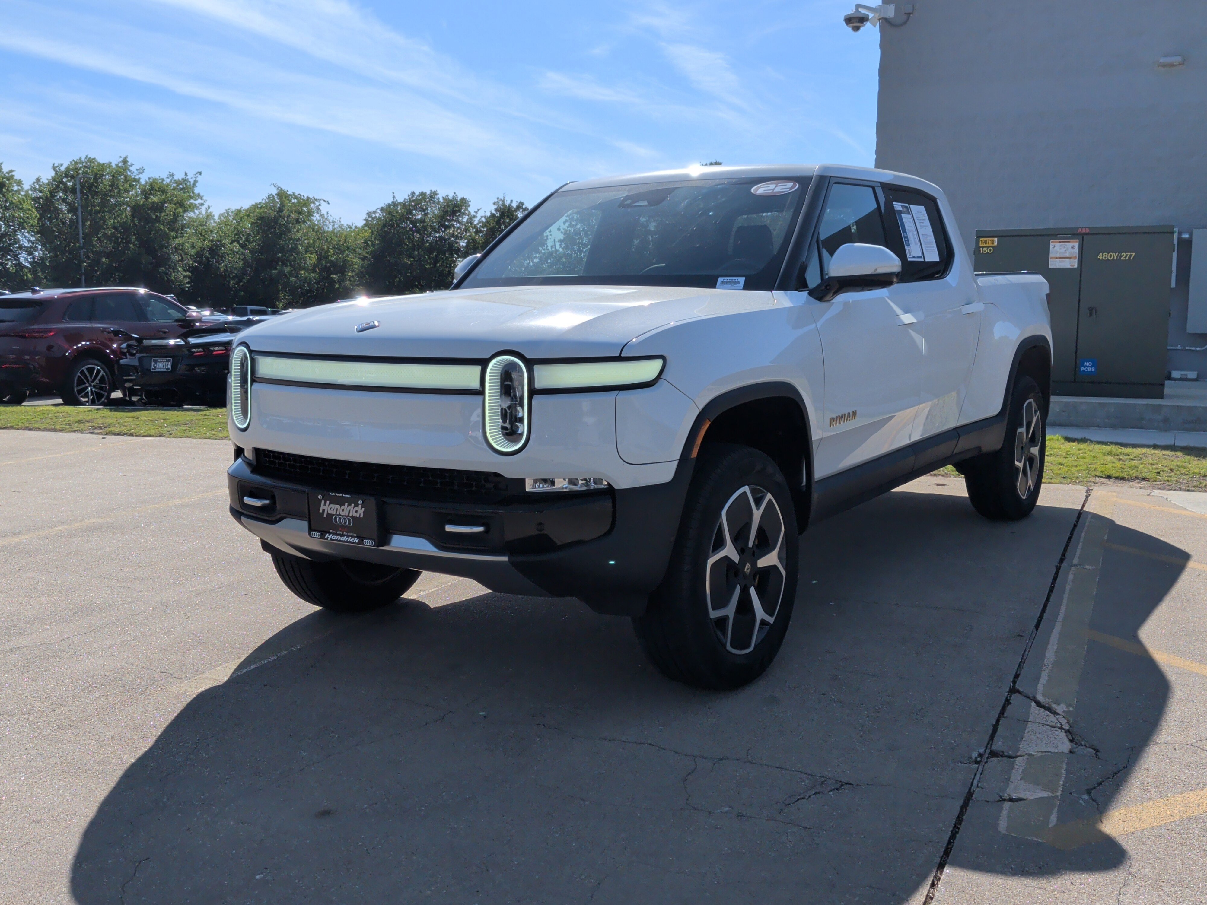 Used 2022 Rivian R1T Adventure AWD/4WD image 5