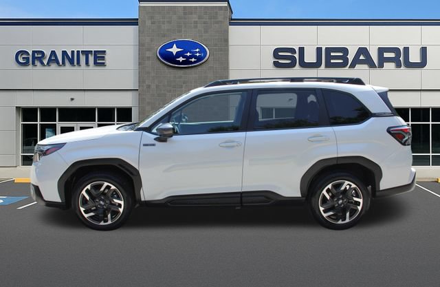 Used 2025 Subaru Forester Premium AWD/4WD image 7