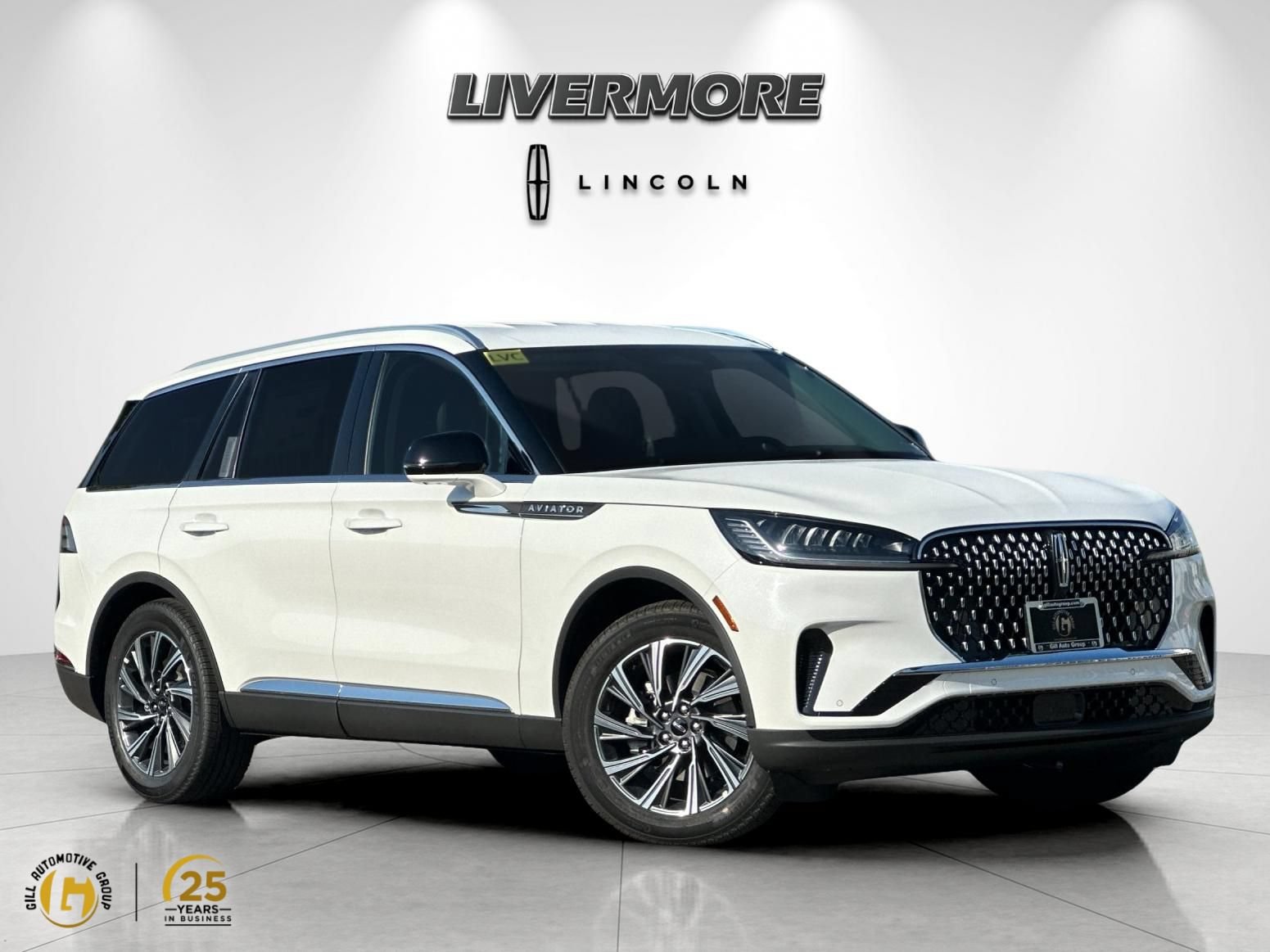 New 2026 Lincoln Aviator 2WD
