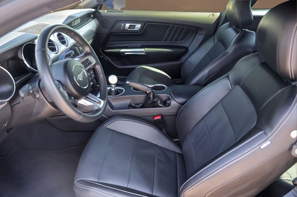 Used 2022 Ford Mustang GT Premium image 9