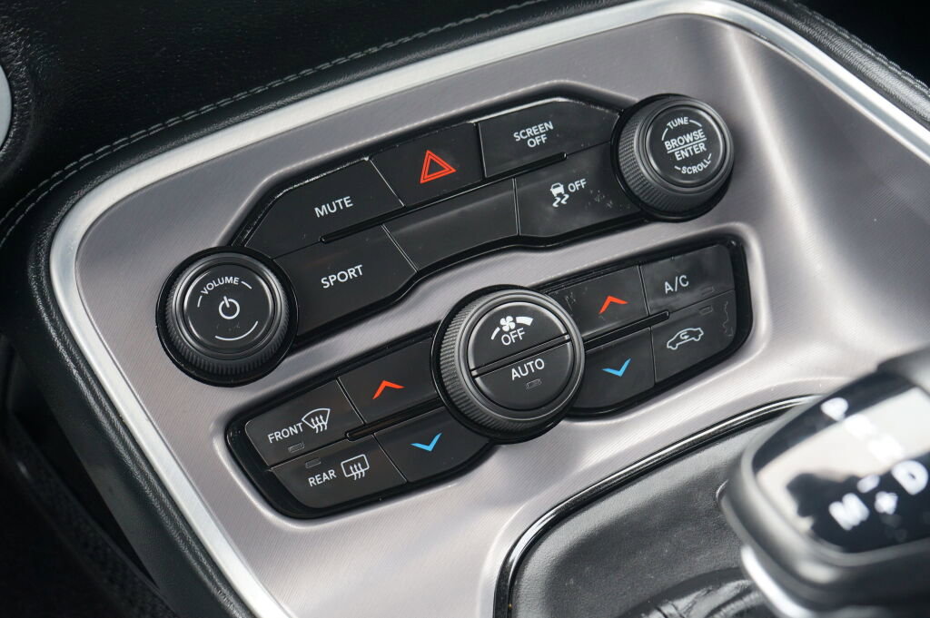 Used 2022 Dodge Challenger SXT w/ Blacktop Package image 17