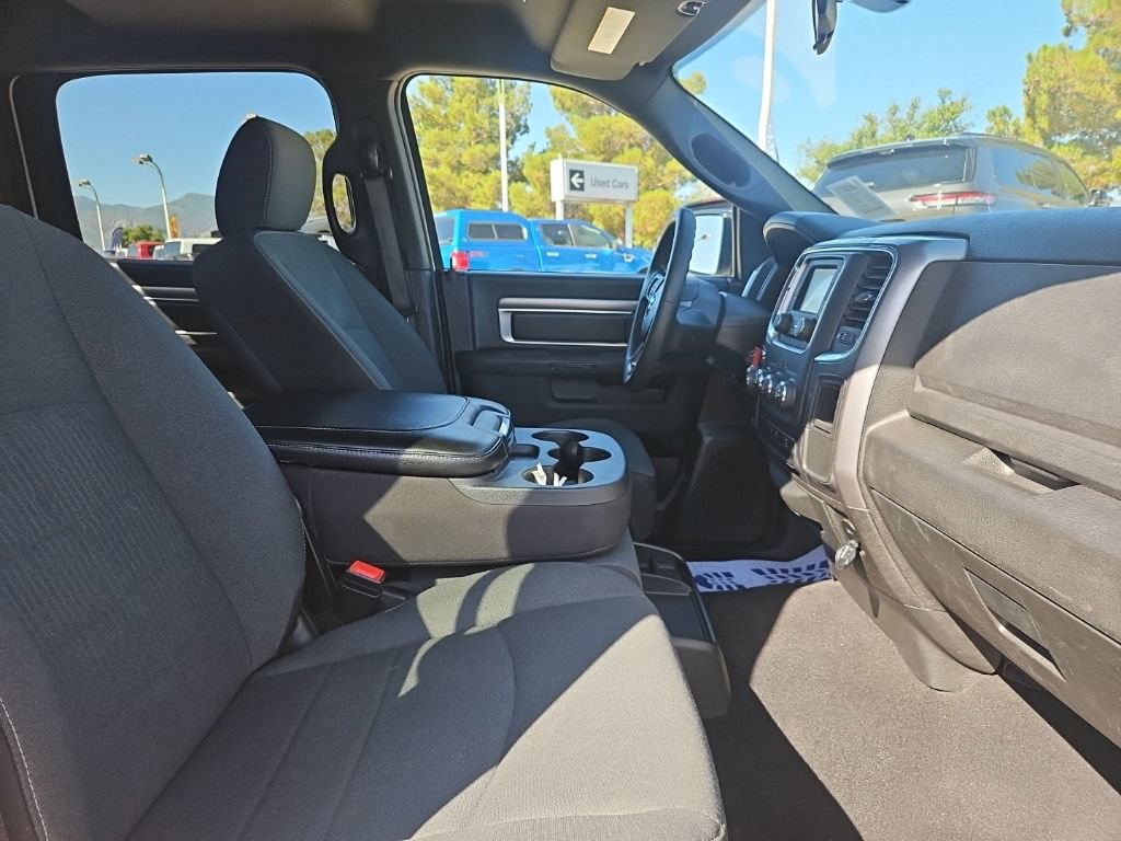 Used 2024 RAM 1500 Classic Warlock RWD image 24