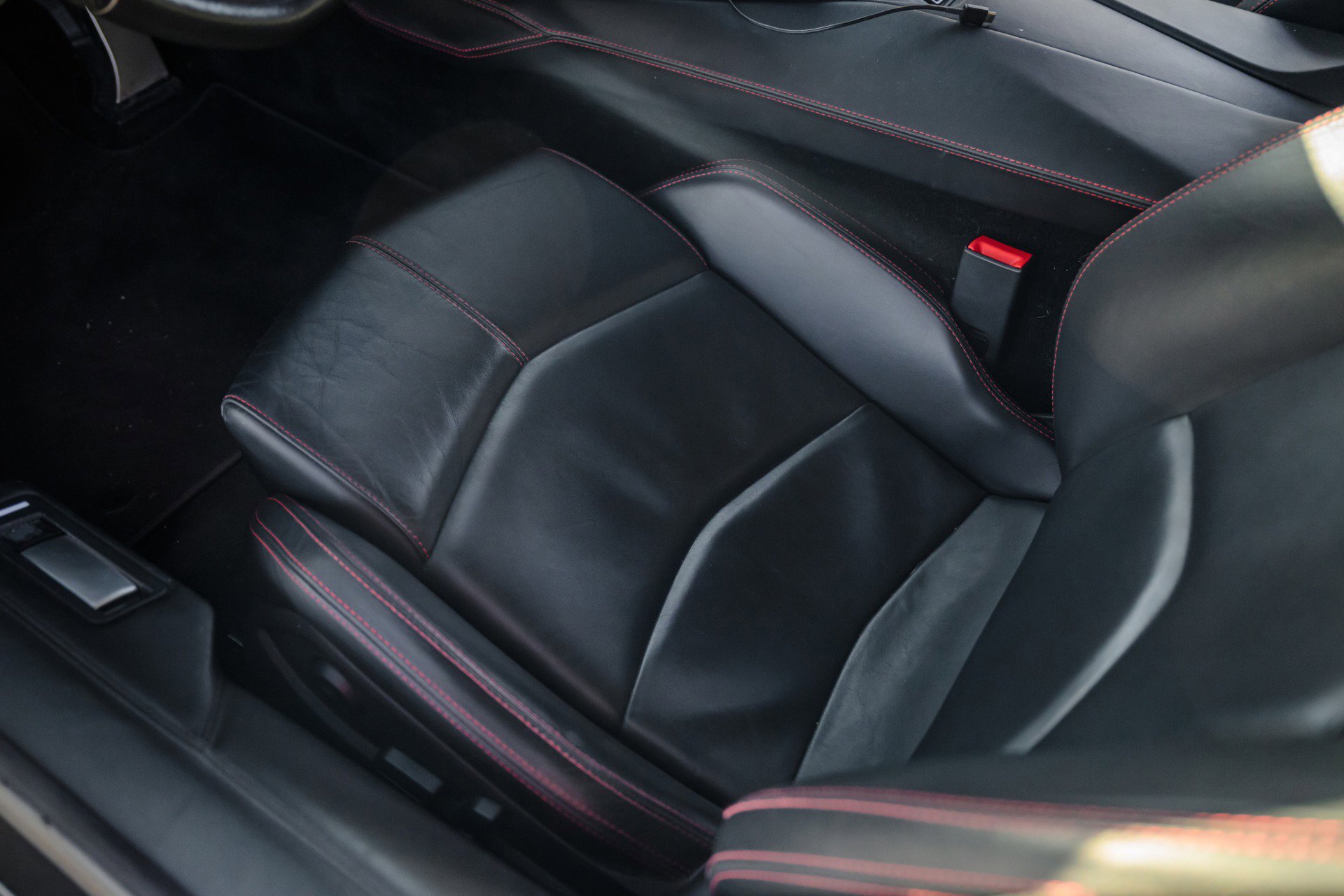 Used 2013 Lamborghini Aventador LP 700-4 image 23