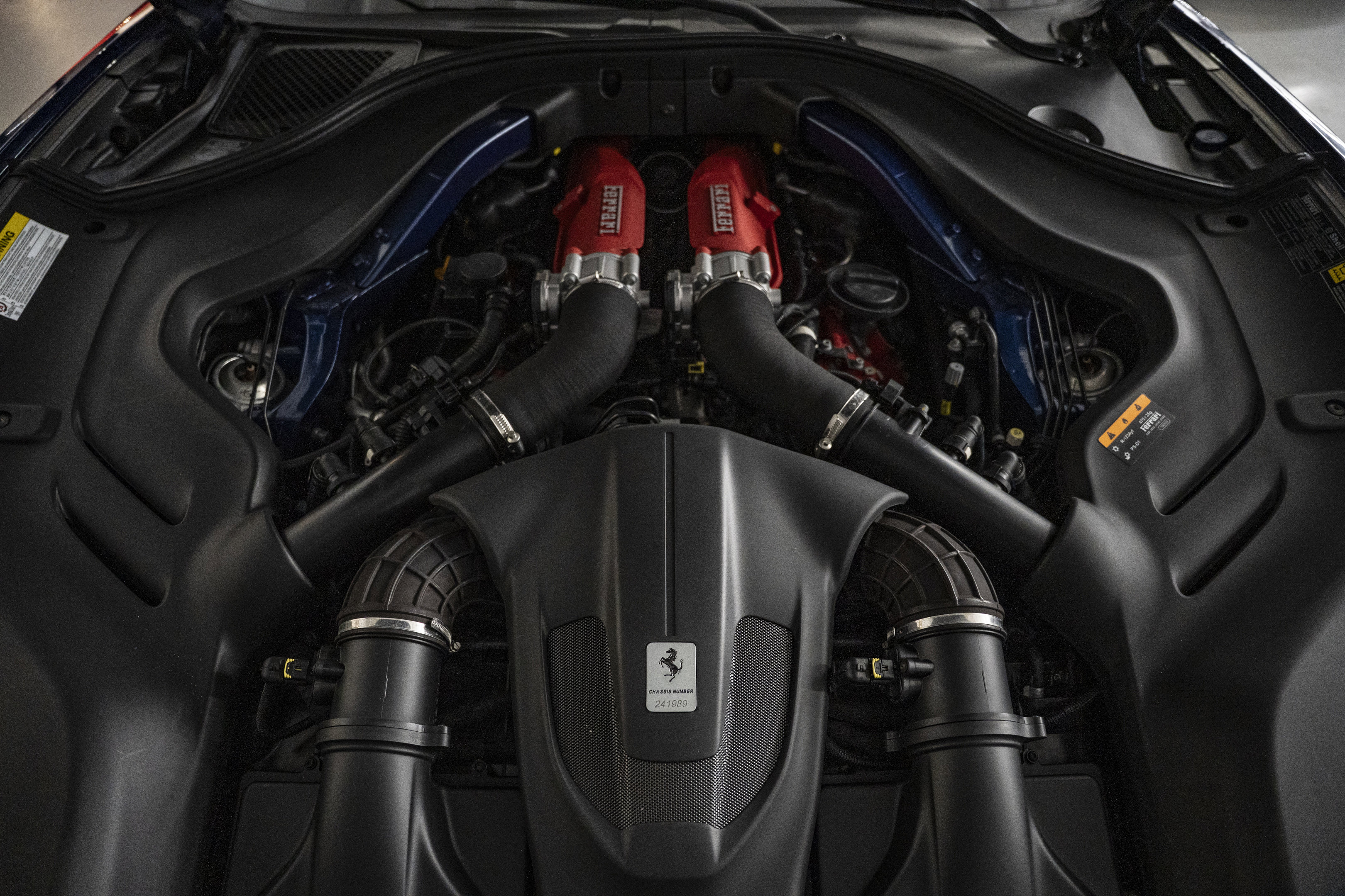 Used 2019 Ferrari Portofino RWD image 47