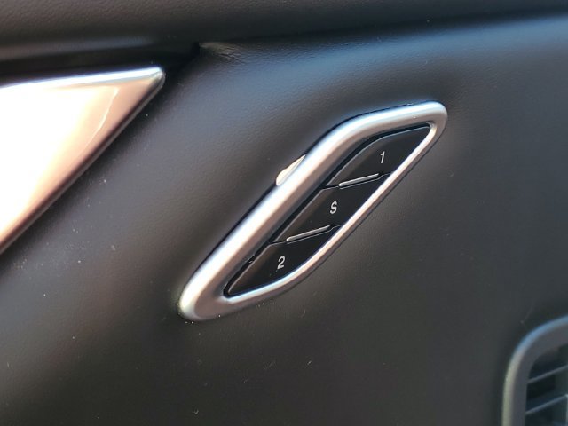 Used 2019 Maserati Ghibli S Q4 AWD/4WD image 11