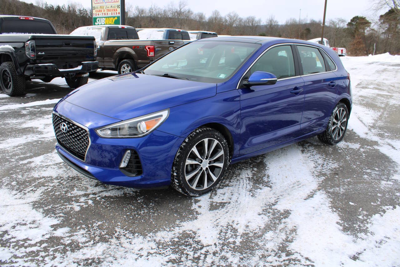 Used 2020 Hyundai Elantra GT w/ Style Package 02