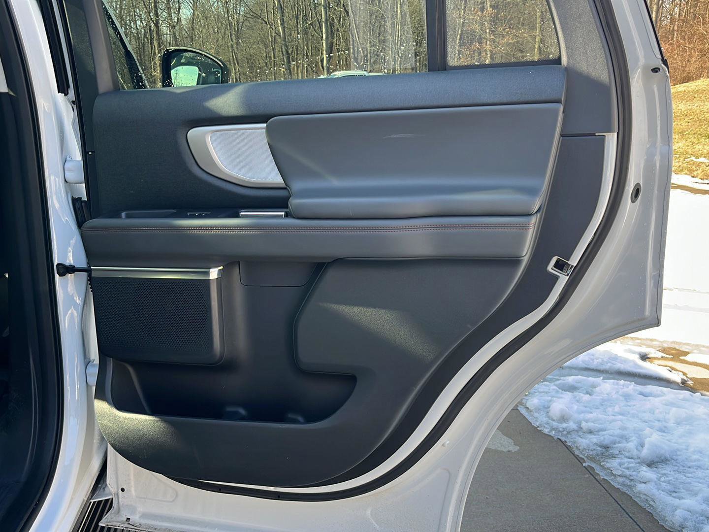 Used 2025 Ford Expedition Active image 24