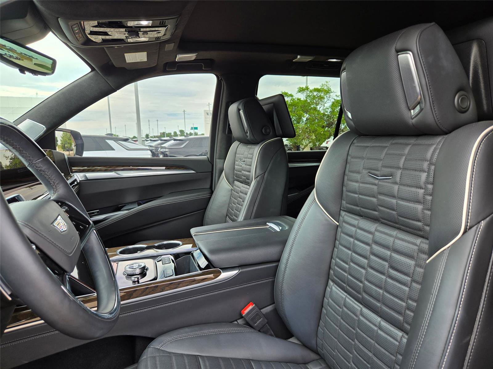Certified 2025 Cadillac Escalade Sport Platinum AWD/4WD image 30