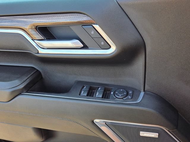 Used 2025 Chevrolet Silverado 1500 LT Trail Boss w/ Convenience Package II AWD/4WD image 29