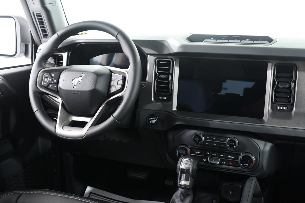 New 2026 Ford Bronco Badlands AWD/4WD image 8