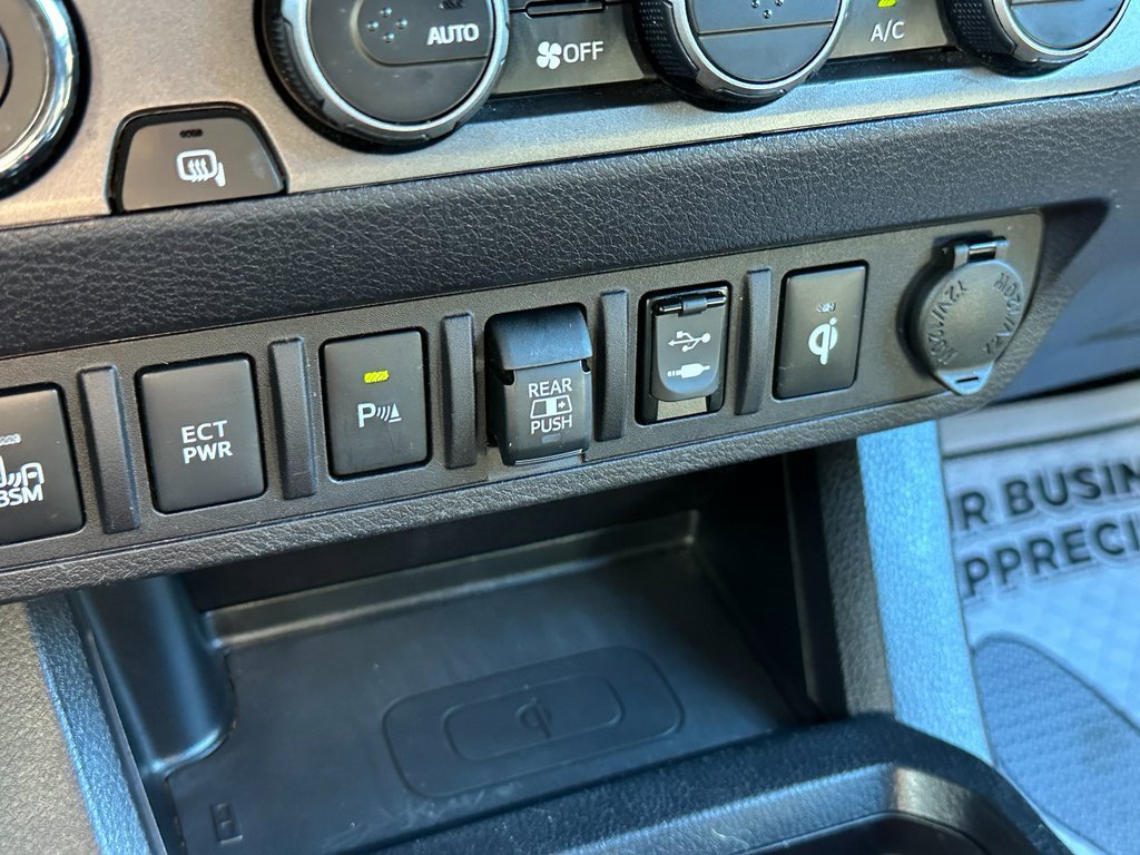 Used 2019 Toyota Tacoma TRD Off-Road image 31