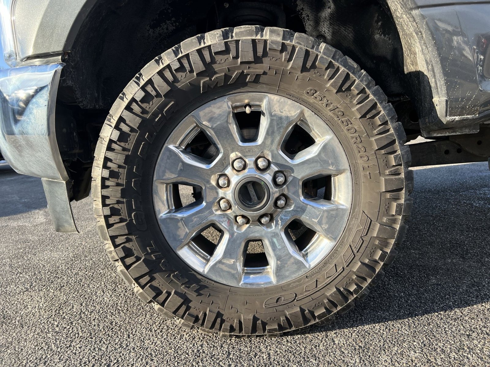 Used 2019 Ford F250 Lariat w/ Chrome Package image 12