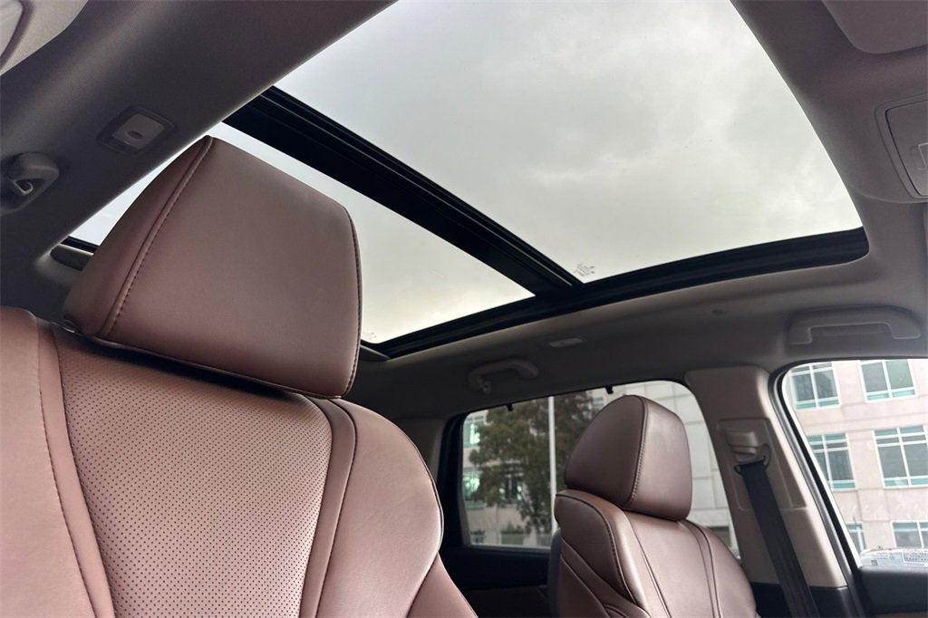 Certified 2023 Acura MDX SH-AWD w/ Technology Package image 19
