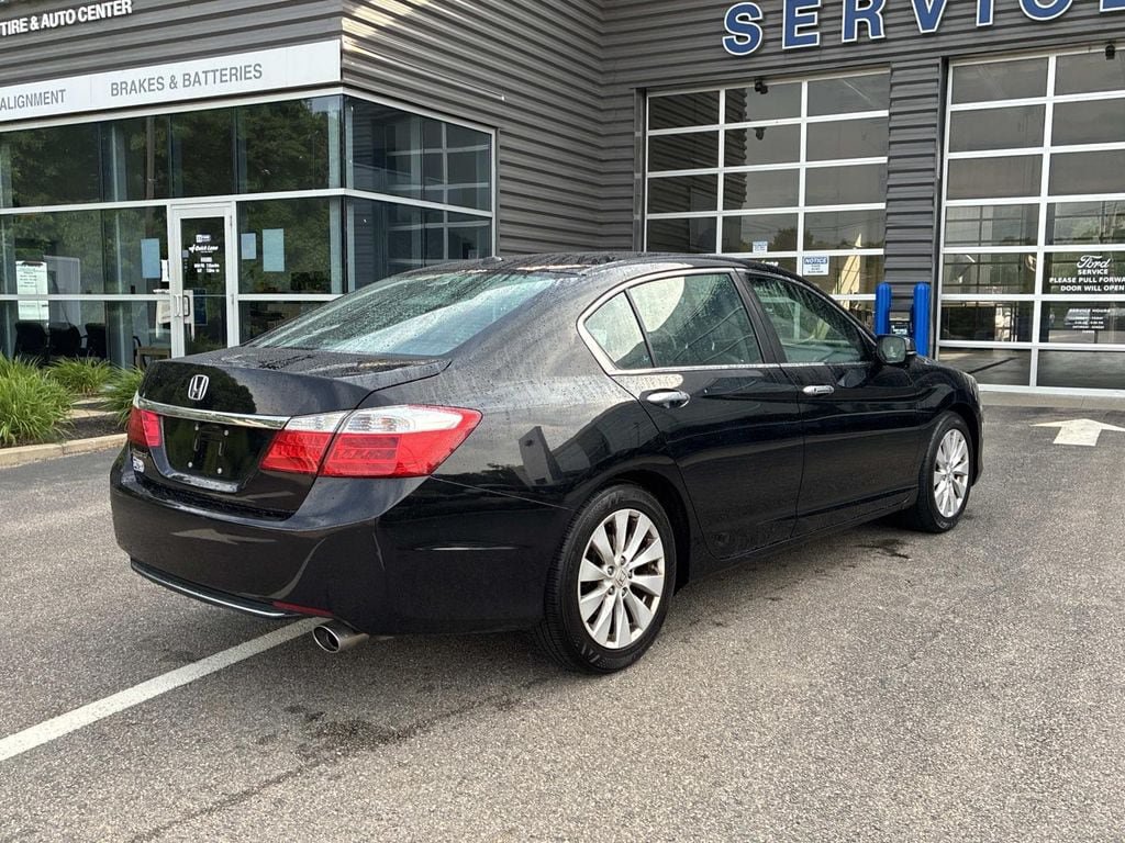 Used 2015 Honda Accord EX-L image 7