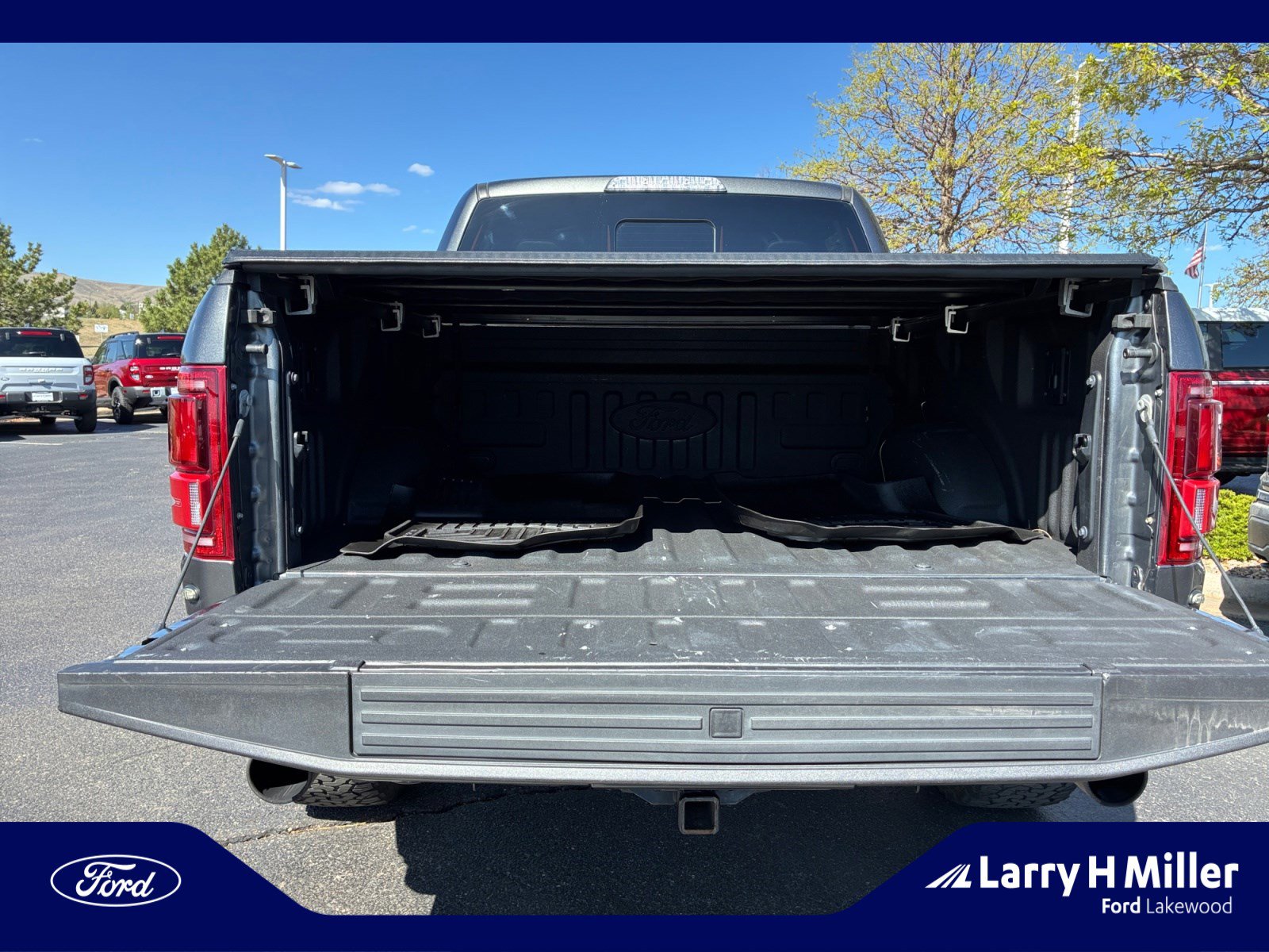 Used 2020 Ford F150 Raptor w/ Equipment Group 802A Luxury AWD/4WD image 34