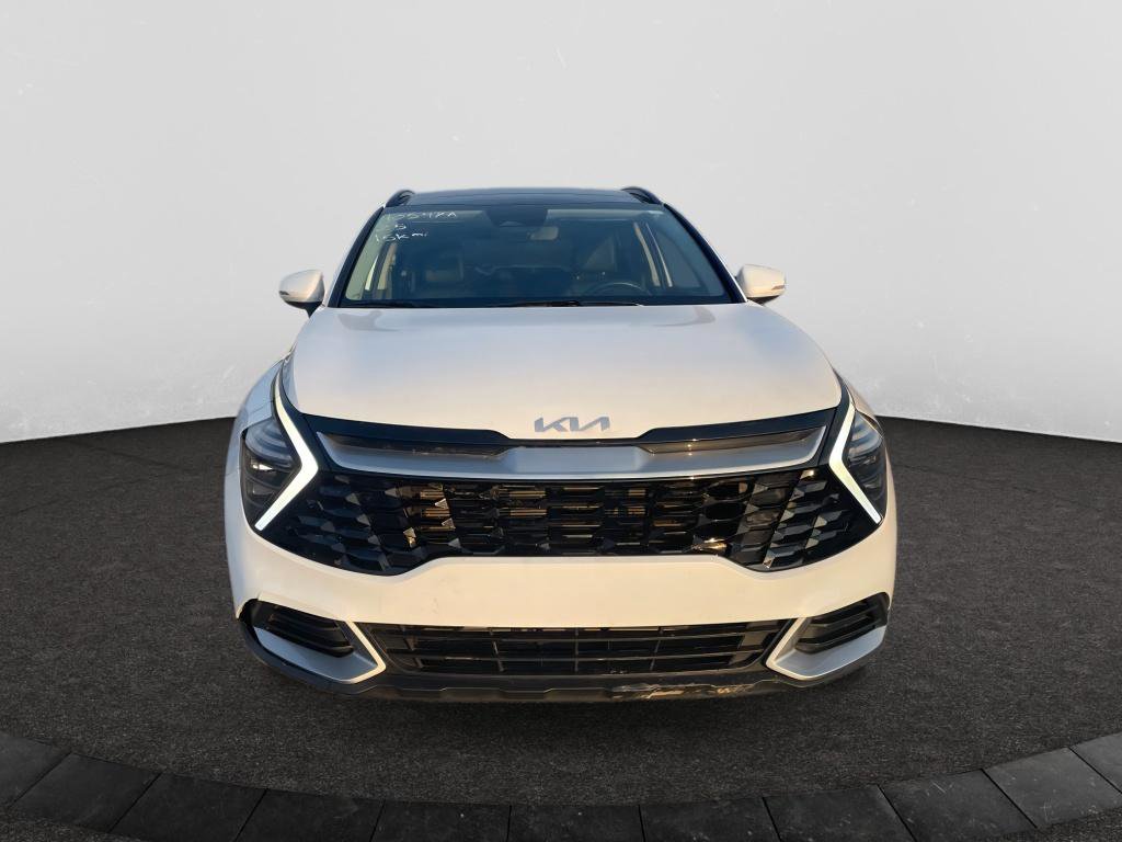 Used 2025 Kia Sportage EX w/ Premium Package image 2