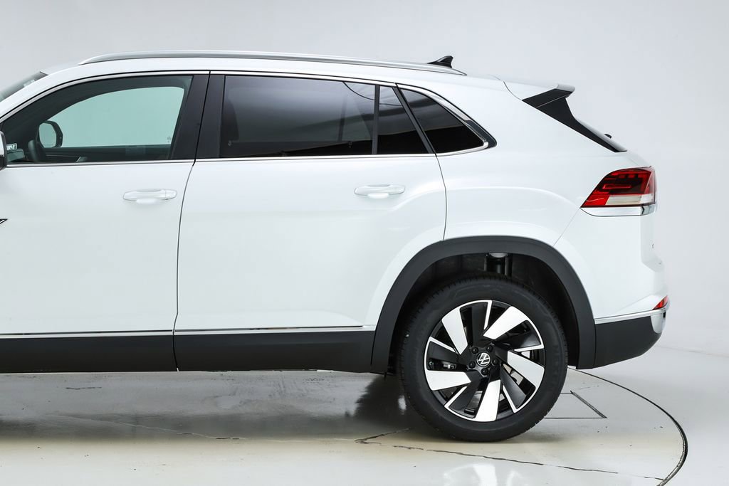 New 2026 Volkswagen Atlas Cross Sport SEL image 4