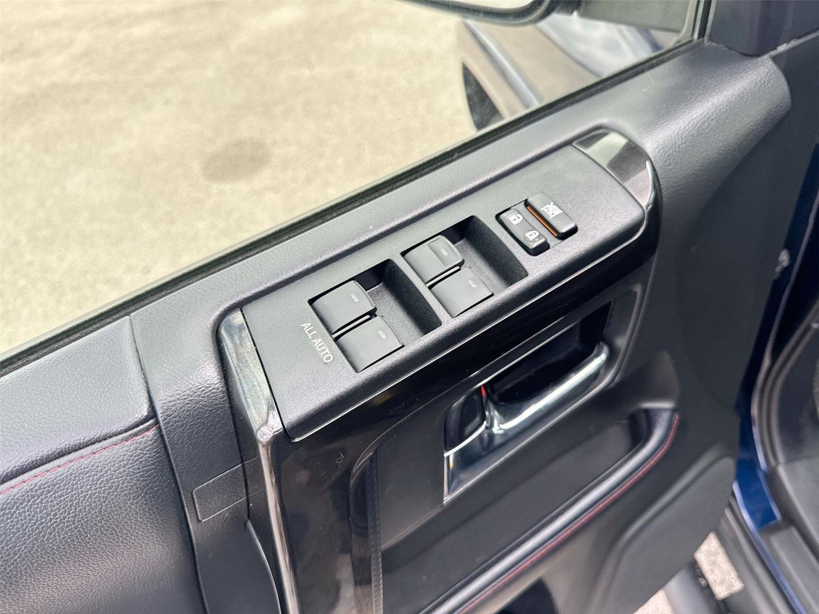 Used 2022 Toyota 4Runner TRD Off-Road Premium image 15