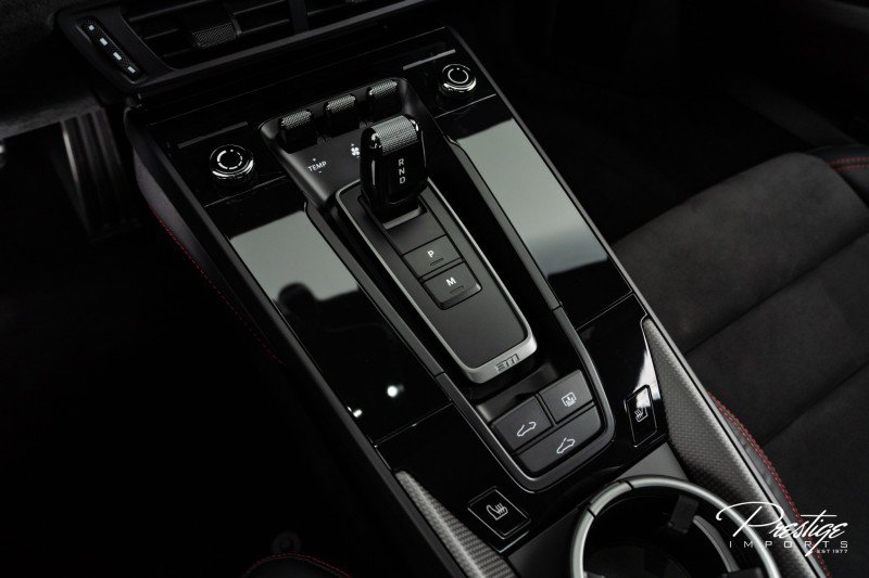 Used 2024 Porsche 911 Carrera GTS image 33