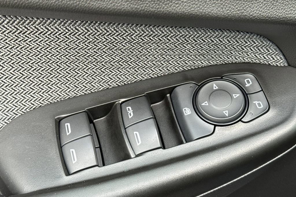 Certified 2023 Chevrolet TrailBlazer LT w/ Convenience Package image 12