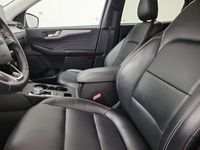 Used 2025 Ford Escape Platinum AWD/4WD image 19