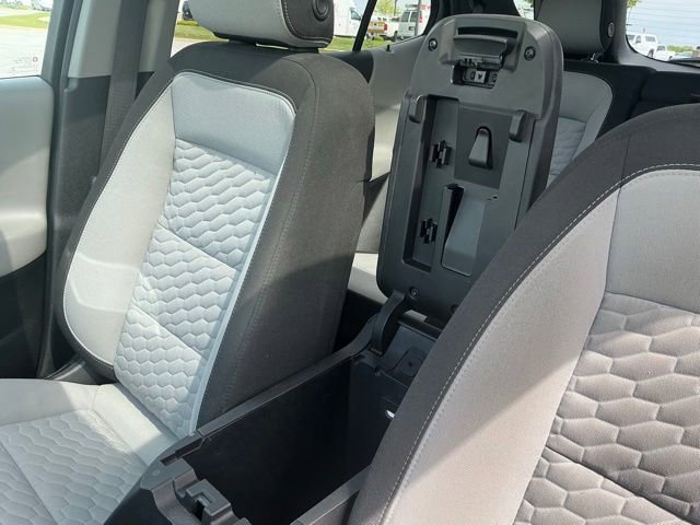 Used 2018 Chevrolet Equinox LT FWD image 33
