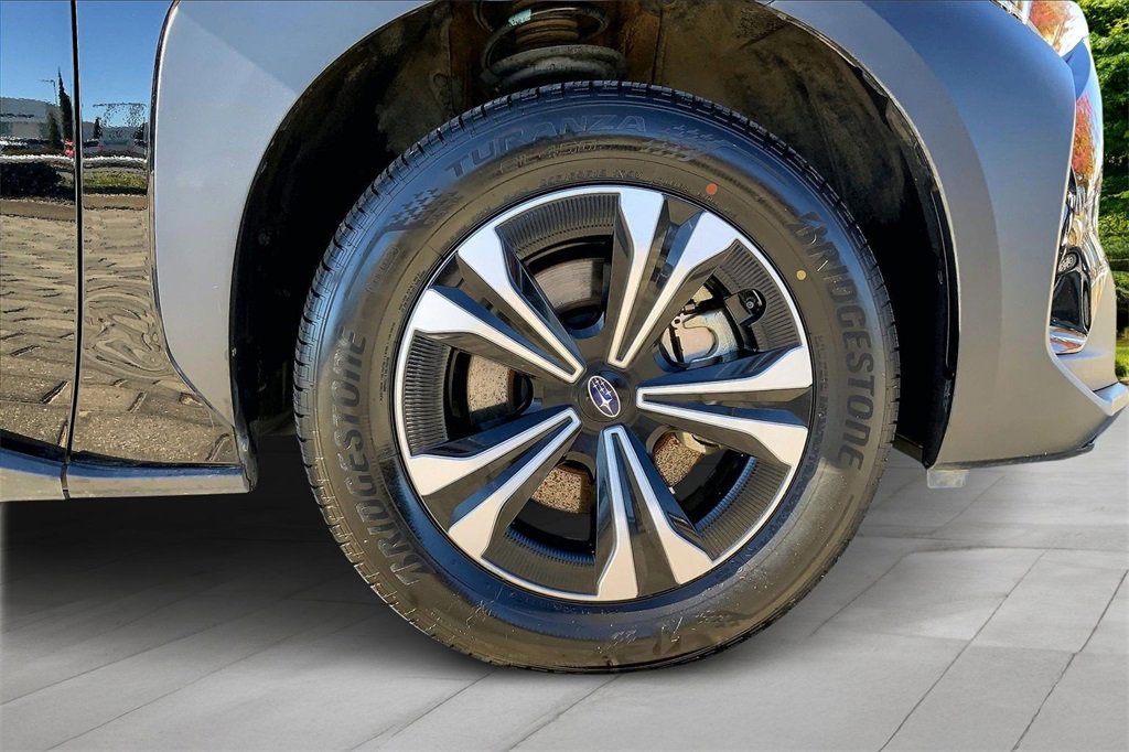 Used 2023 Subaru Solterra Premium image 33