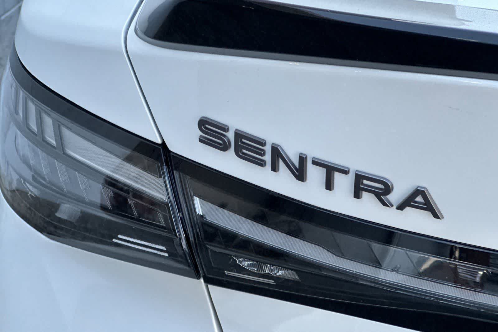 New 2027 Nissan Sentra SR FWD image 16