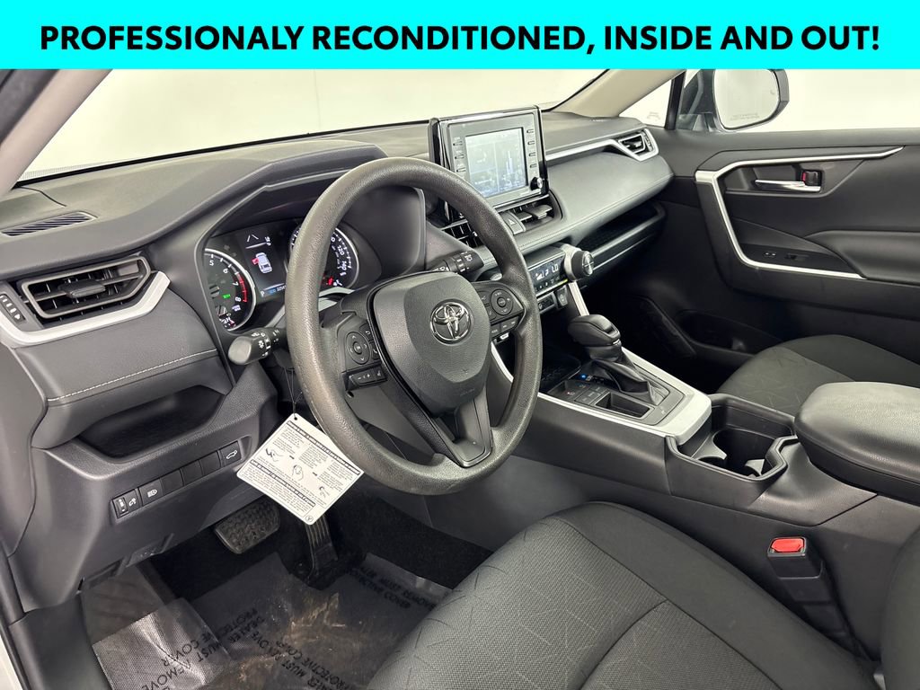 Certified 2021 Toyota RAV4 XLE w/ Convenience Package image 7