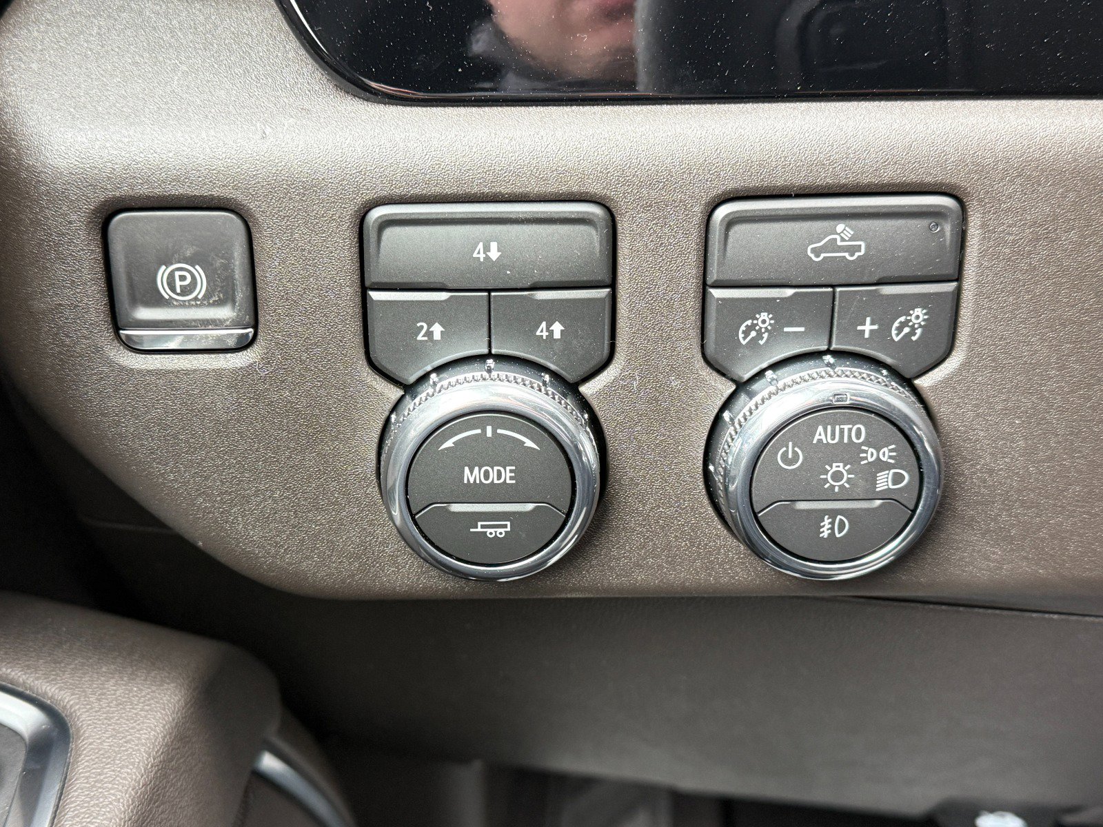 New 2026 GMC Sierra 3500 SLE image 28