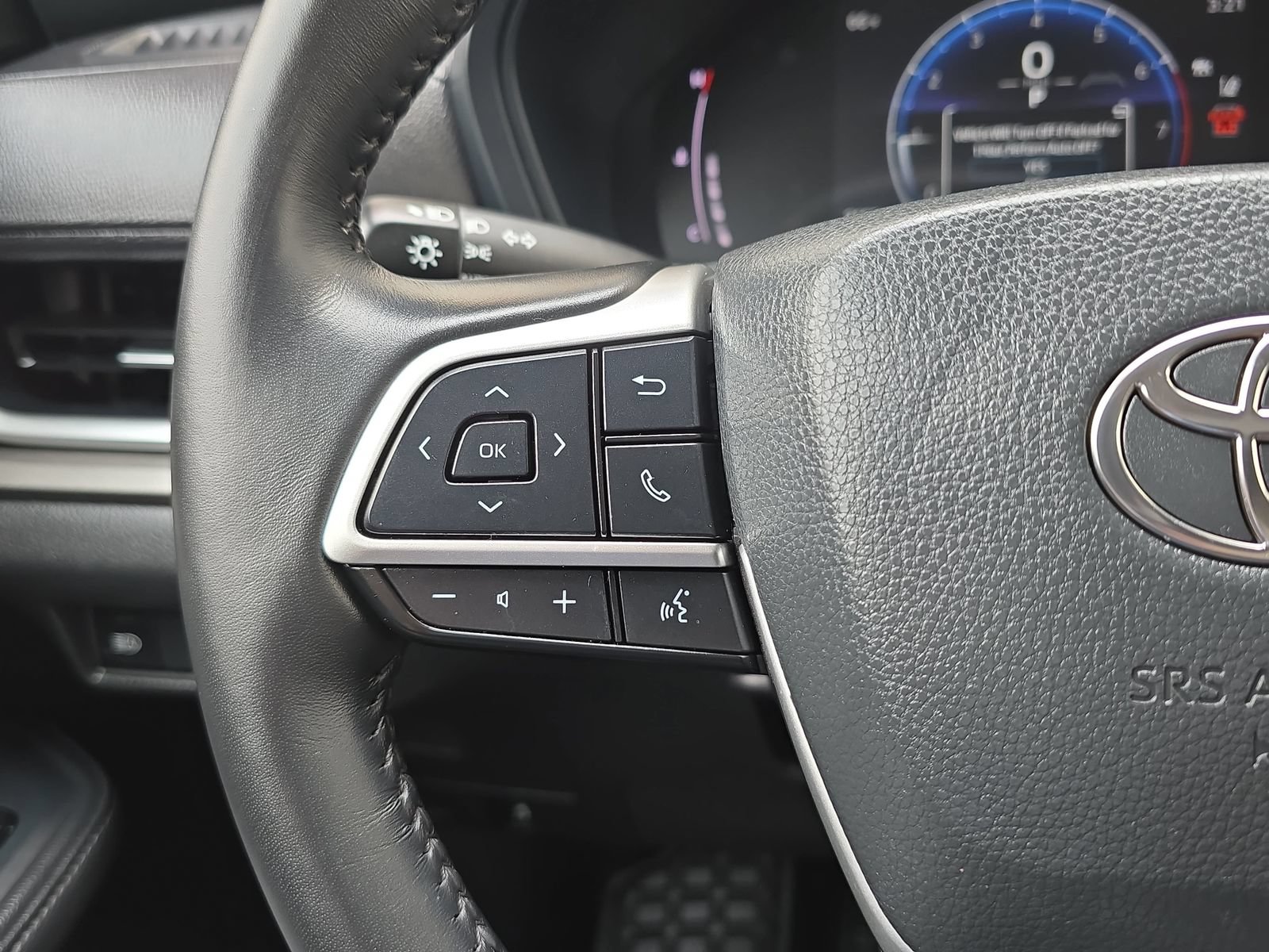 Used 2025 Toyota Grand Highlander AWD image 20