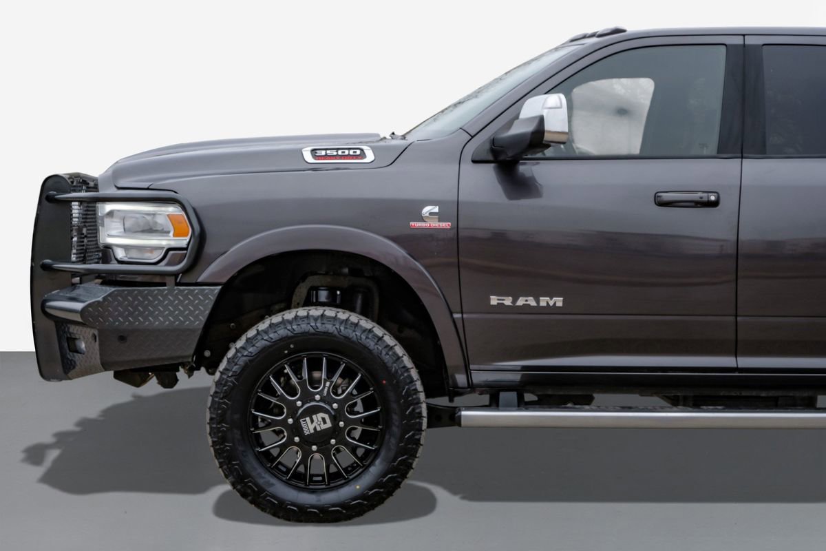 Used 2022 RAM 3500 Laramie image 11