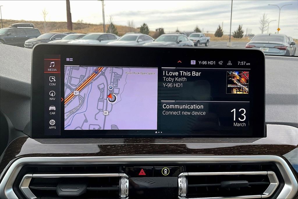 Used 2025 BMW X4 xDrive30i w/ Premium Package image 15