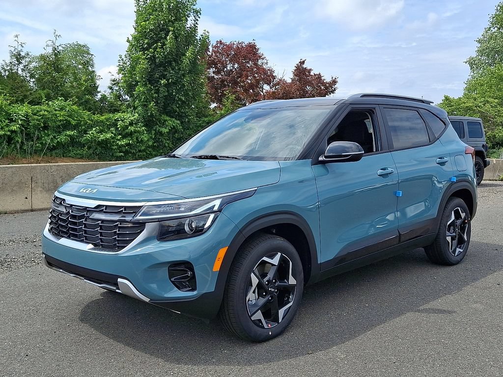New 2026 Kia Seltos S AWD/4WD image 2
