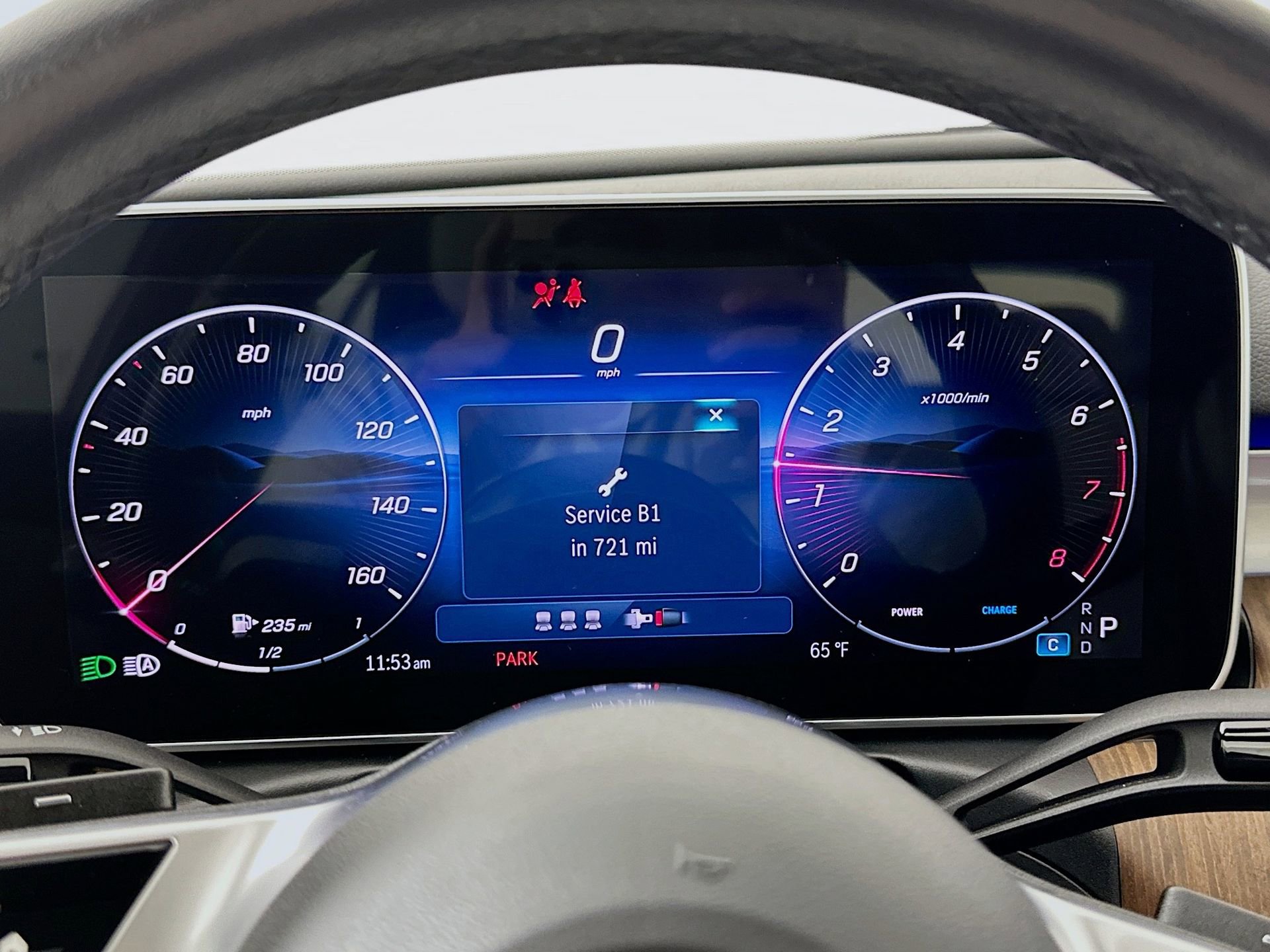 Used 2025 Mercedes-Benz C 300 Sedan image 13