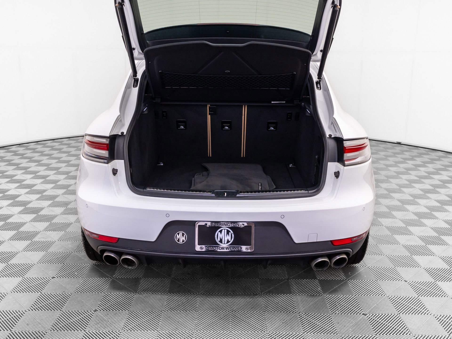 Used 2019 Porsche Macan S AWD/4WD image 33