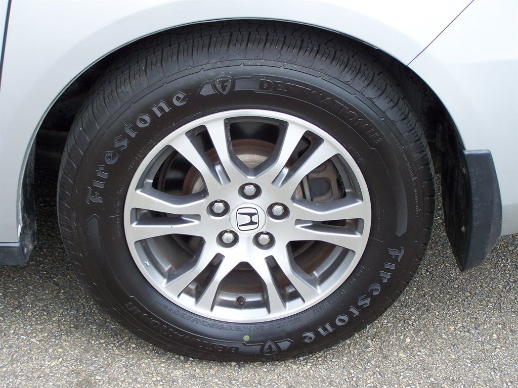 Used 2012 Honda Odyssey EX image 29