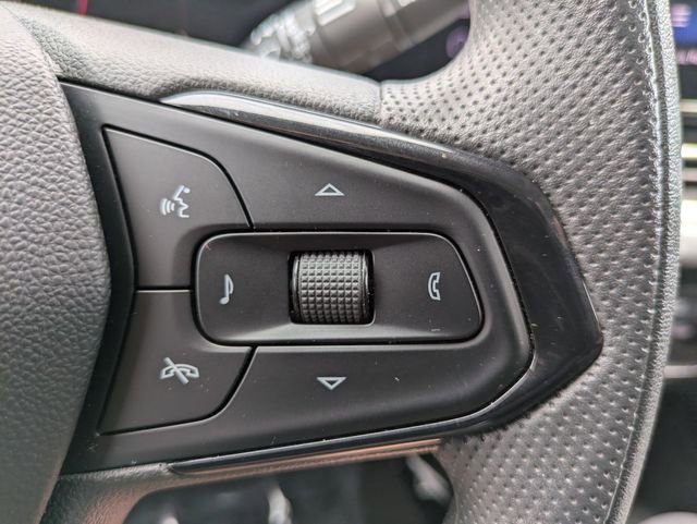 Used 2025 Chevrolet Trax LT image 16