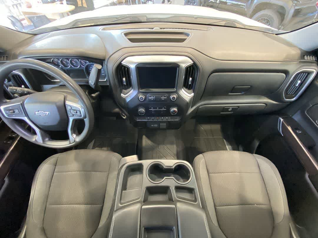 Used 2020 Chevrolet Silverado 1500 RST w/ Z71 Off-Road Package AWD/4WD image 23
