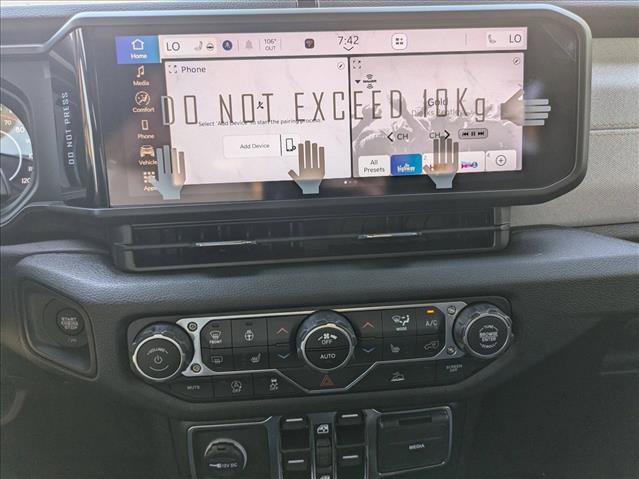 New 2025 Jeep Gladiator Willys image 13