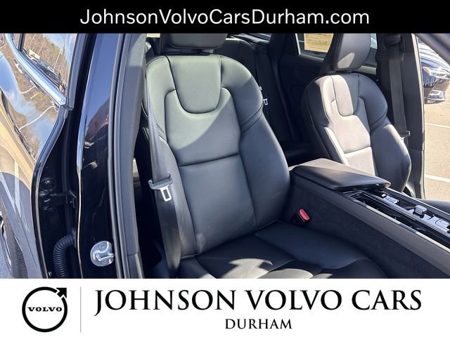 Used 2023 Volvo XC60 B5 Core w/ Climate Package image 26