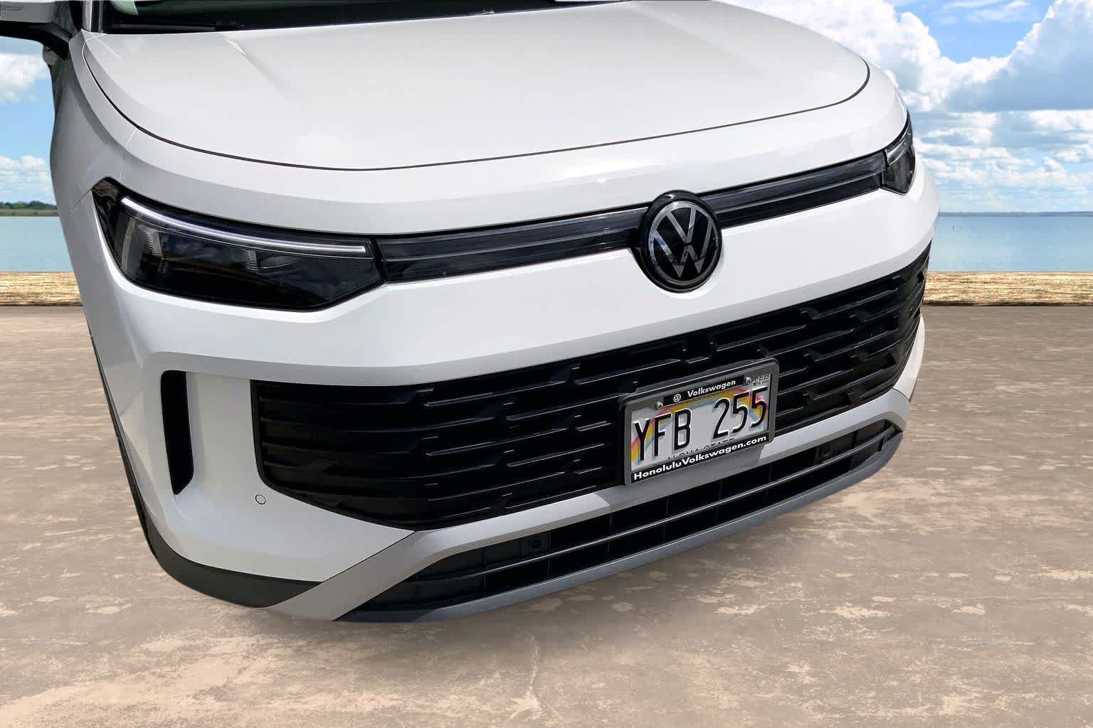 Certified 2026 Volkswagen Tiguan SE FWD image 33