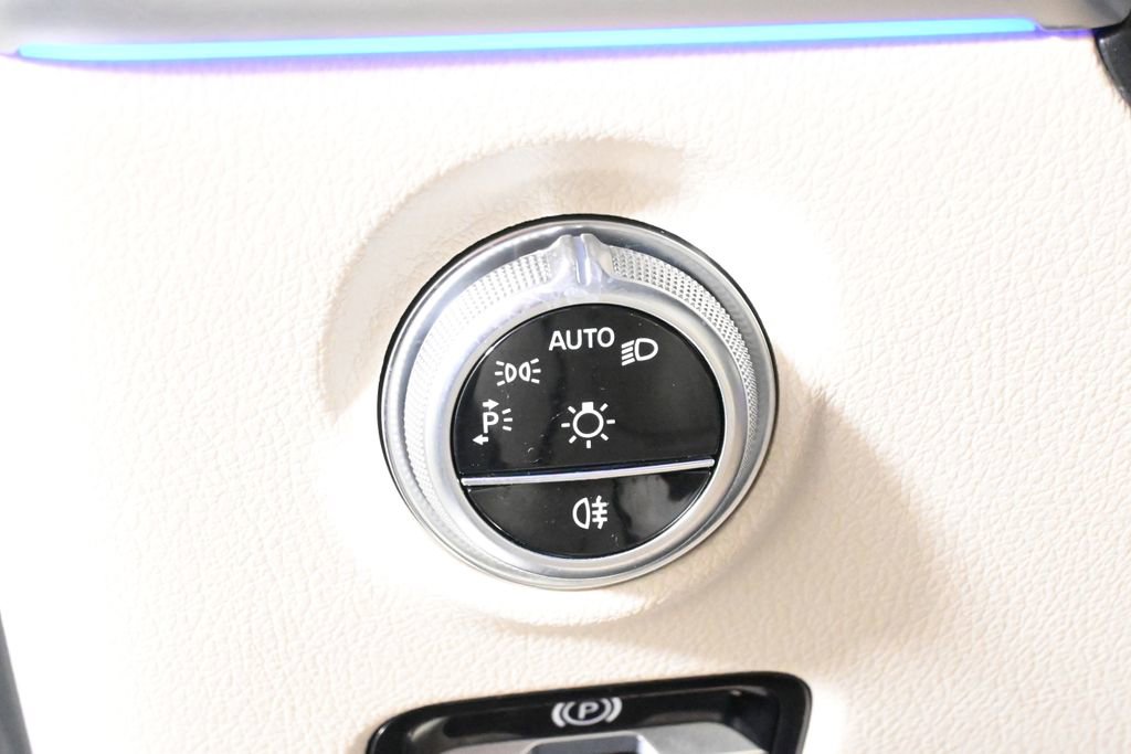 Certified 2023 Mercedes-Benz C 300 4MATIC Sedan image 25