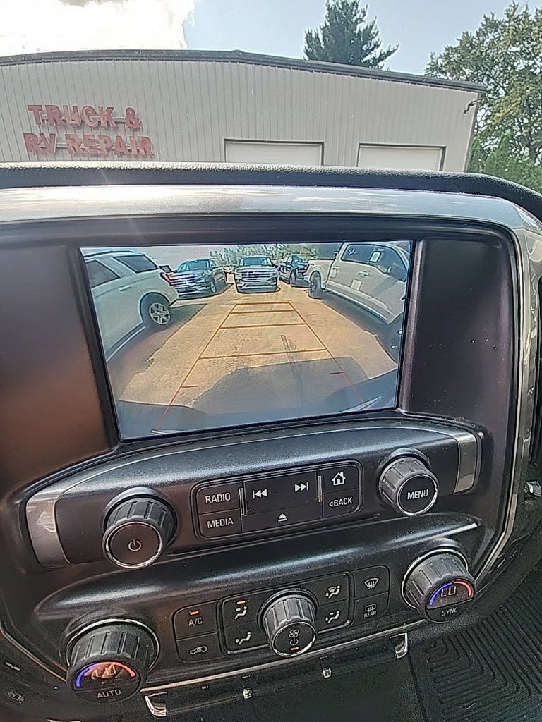 Used 2018 Chevrolet Silverado 1500 LT w/ All Star Edition AWD/4WD image 17