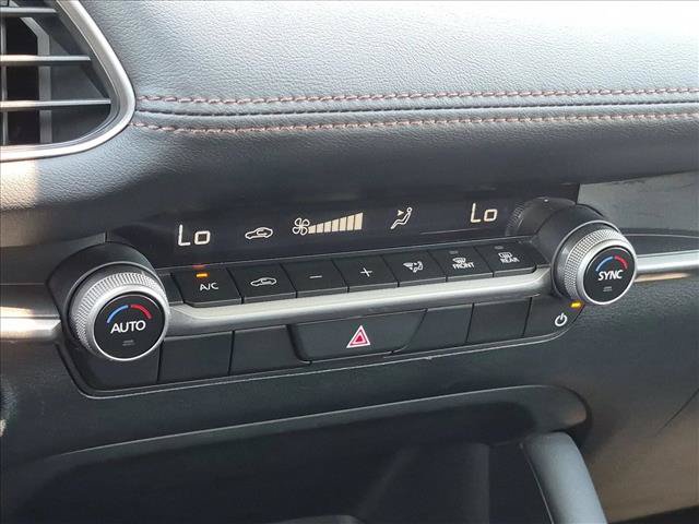 Used 2024 MAZDA MAZDA3 s FWD image 24