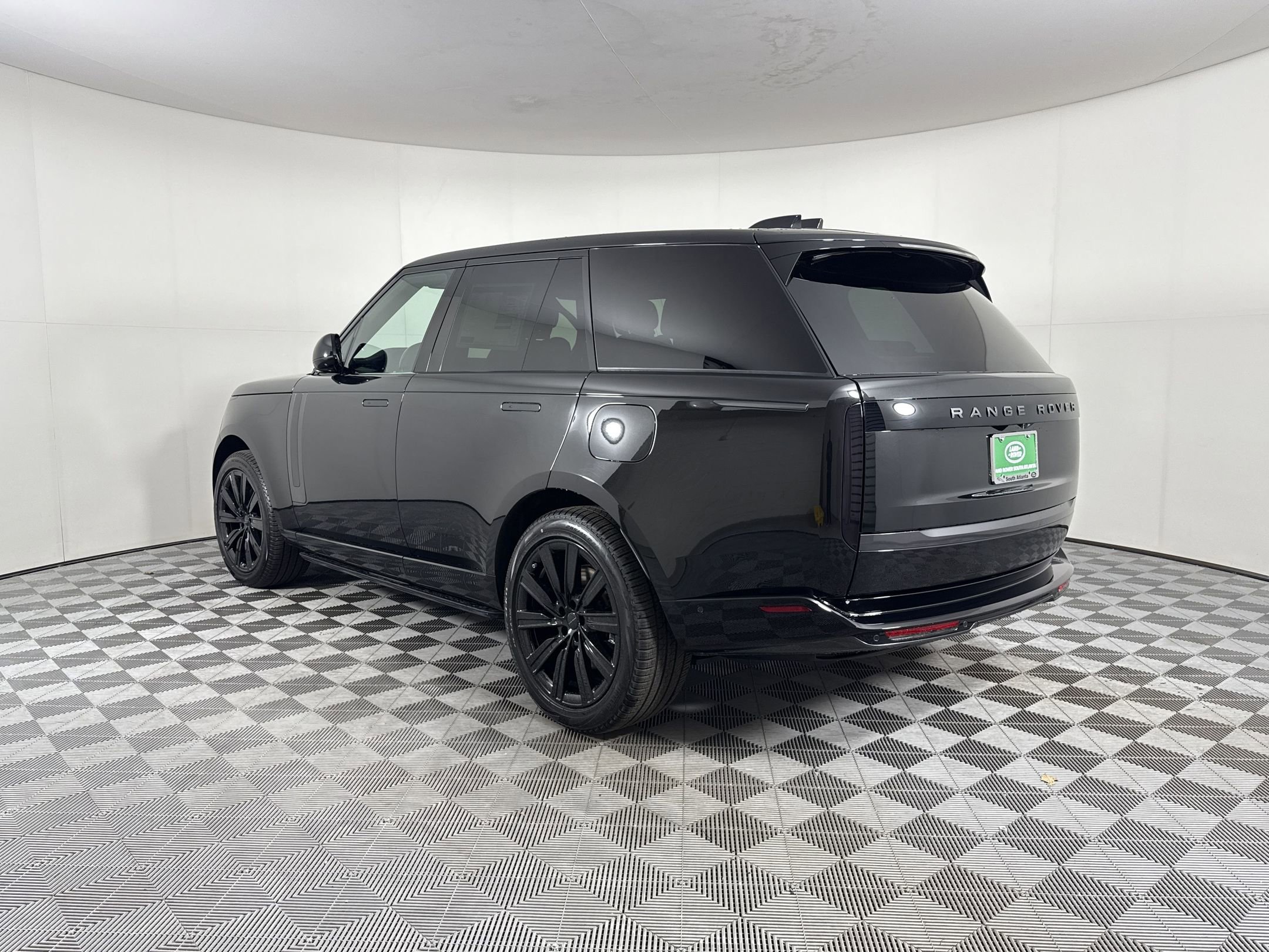 New 2026 Land Rover Range Rover SE AWD/4WD image 3