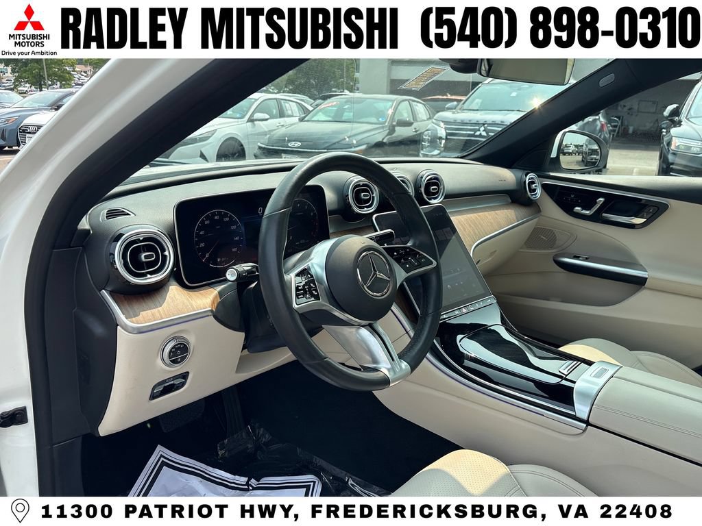 Used 2022 Mercedes-Benz C 300 4MATIC Sedan image 4