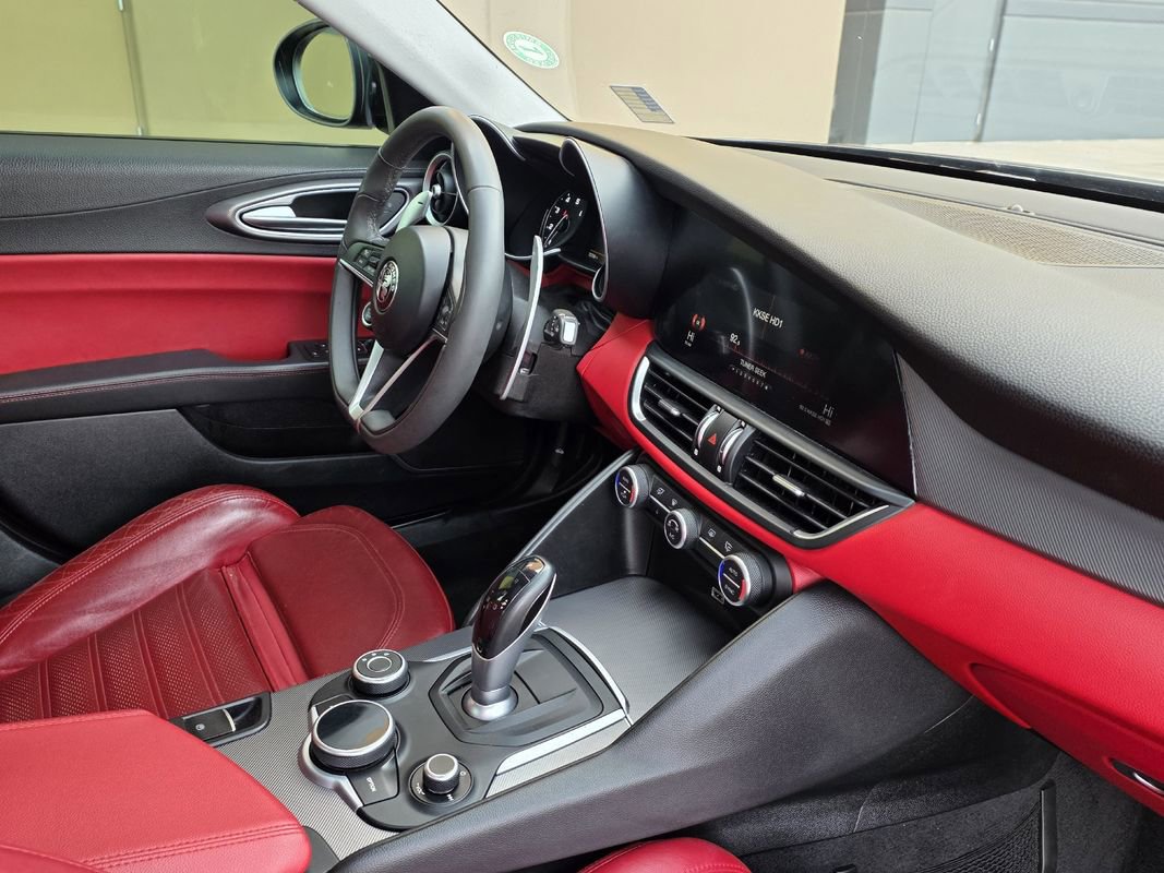 Used 2018 Alfa Romeo Giulia Ti Sport w/ Quick Order Package 22S Sport image 32